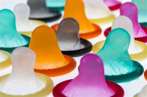 Blowjob ohne Kondom gegen Aufpreis Sex Dating Reutte